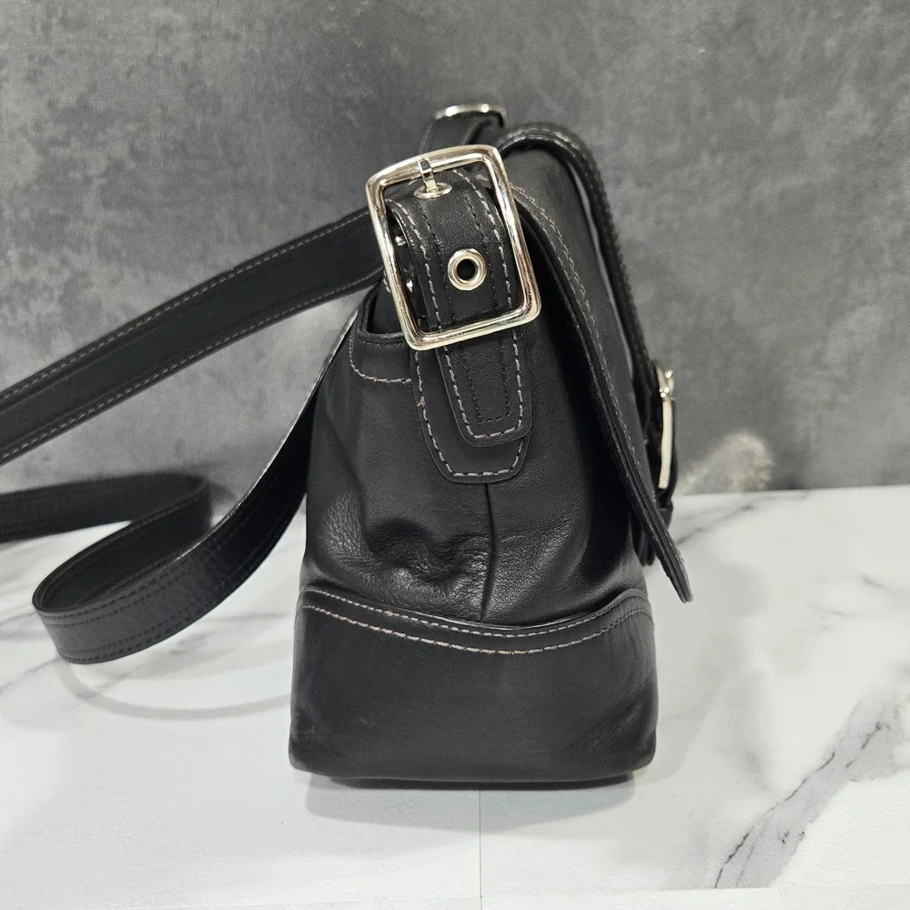 Coach Soho Buckle Flap Shoulder Bag Black Leather Women Small Handbag F11196